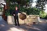 Bob with Wayfareres plaque 2002